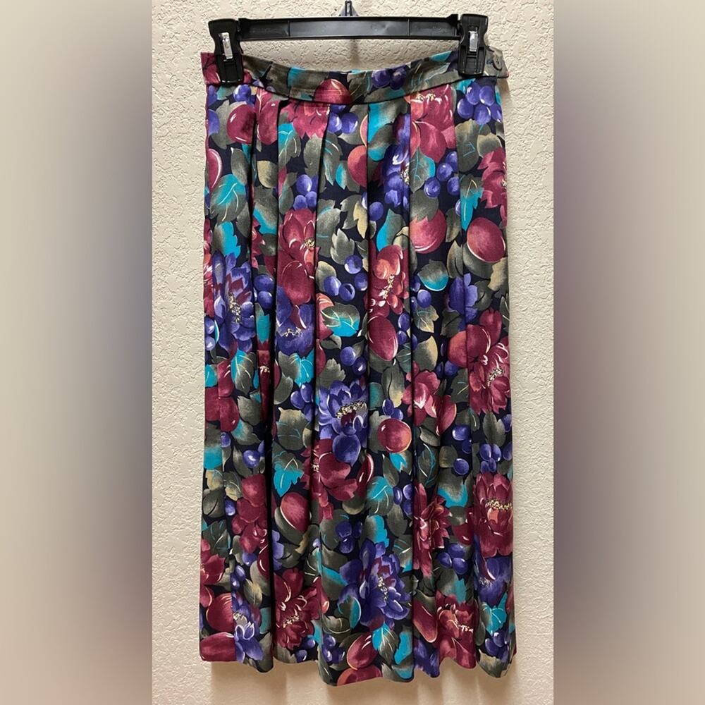 Vintage Koret Petites Pleated Floral Skirt Sz Small. Fall